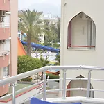 Ξενοδοχείο με διαμερίσματα Saray Αλάνια