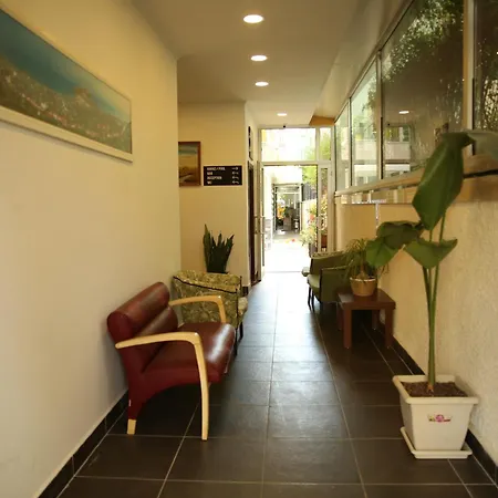 公寓式酒店 Saray 2*